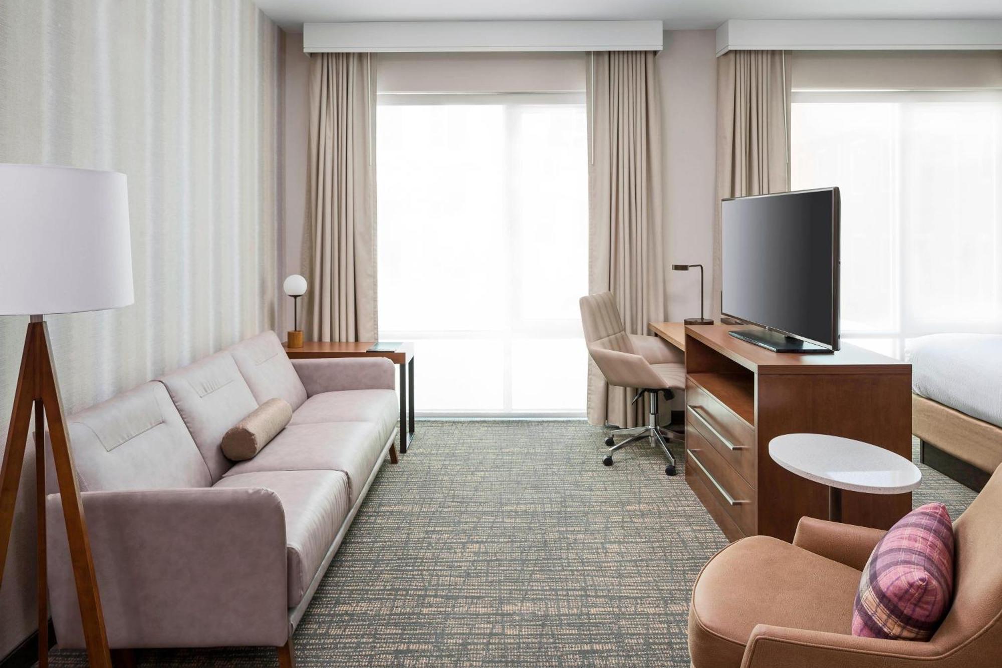 Residence Inn By Marriott Greenville Downtown Esterno foto